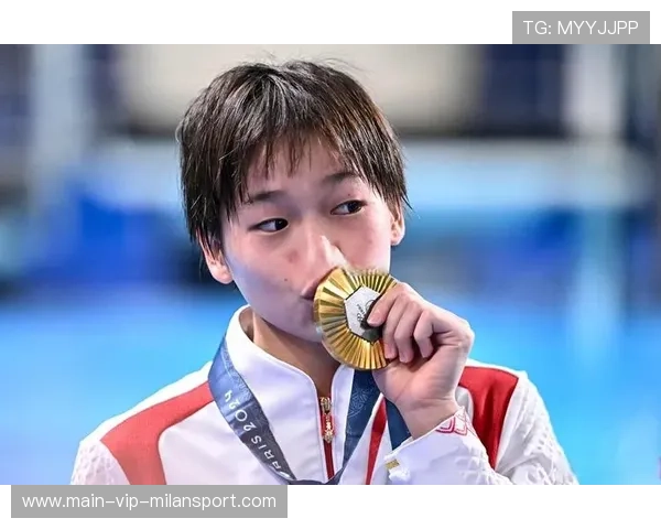 主编有态度丨全红婵，你依然是那个最强的国民妹妹！，全红婵暴露喜剧天赋_突然飙粤语笑翻全场,一句话让记者