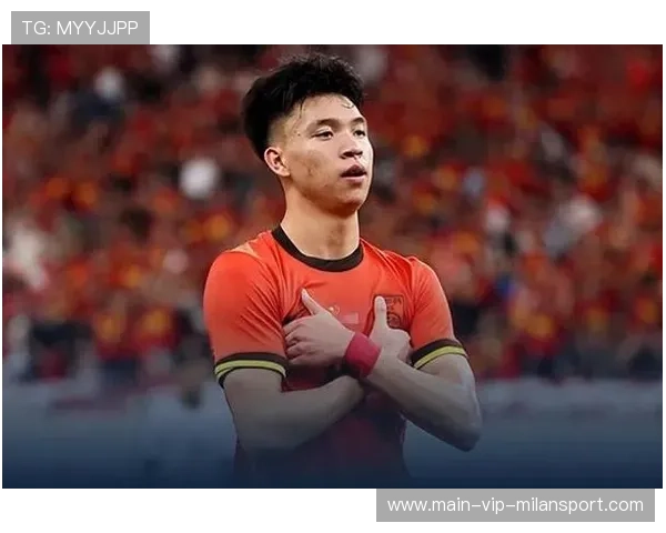 国足两将不可或缺，王钰栋“无球进”背后的关键因素