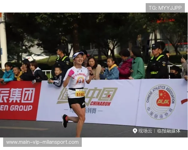 运动“画面浸入”极致：现场“燃爆一瞬”！