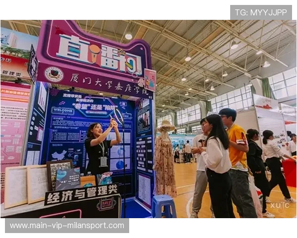 青年训练营国际邀请赛增进跨国青训交流与理解，国际青年营用英语怎么说